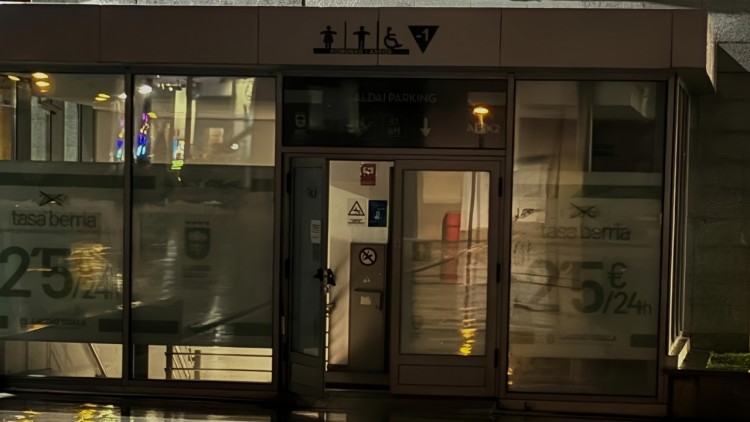 EAJ-PNVk berehalako neurriak eskatu ditu Laudioko Aldaiko aparkalekuaren segurtasunik gabeko puntua zuzentzeko