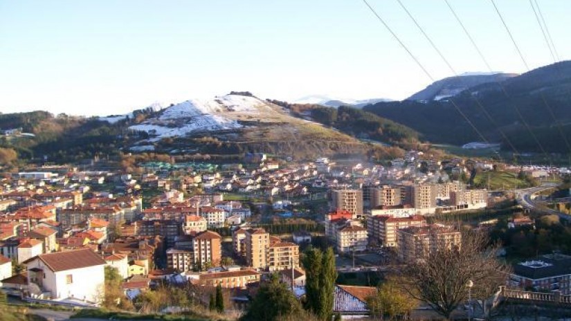 EH BILDU MANTIENE LA PRECARIEDAD EN LA PLANTILLA DEL AYUNTAMIENTO DE LAUDIO